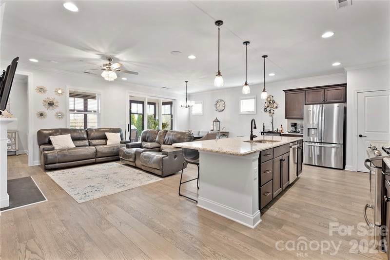445 Bowline Dr, Denver, NC 28037