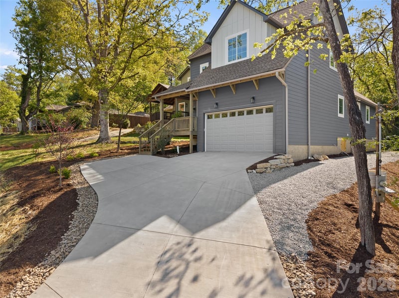 551 Fisher Rd, Brevard, NC 28712