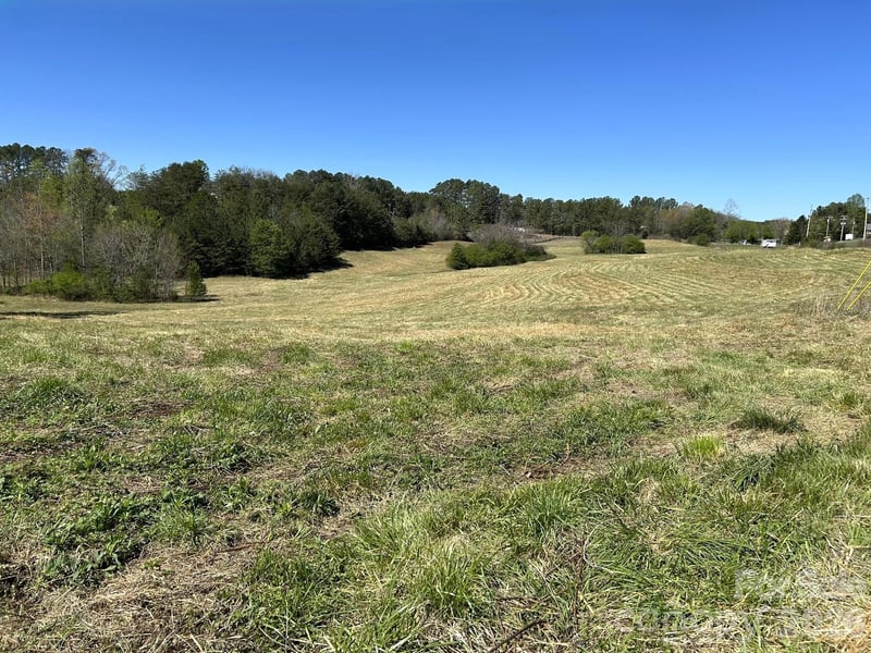 Pea Ridge Rd, Mill Spring, NC 28756
