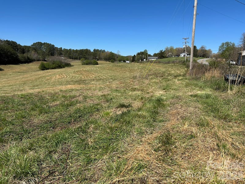 Pea Ridge Rd, Mill Spring, NC 28756