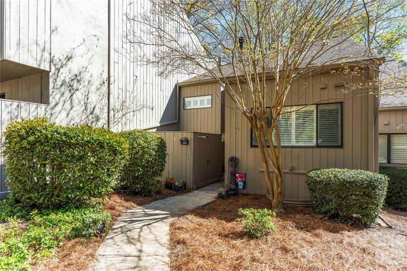 133 Pine Grove Cir, Clover, SC 29710