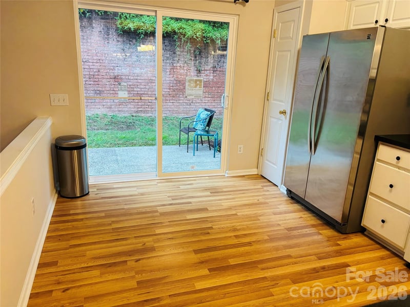 6930 Beverly Springs Dr, Charlotte, NC 28270