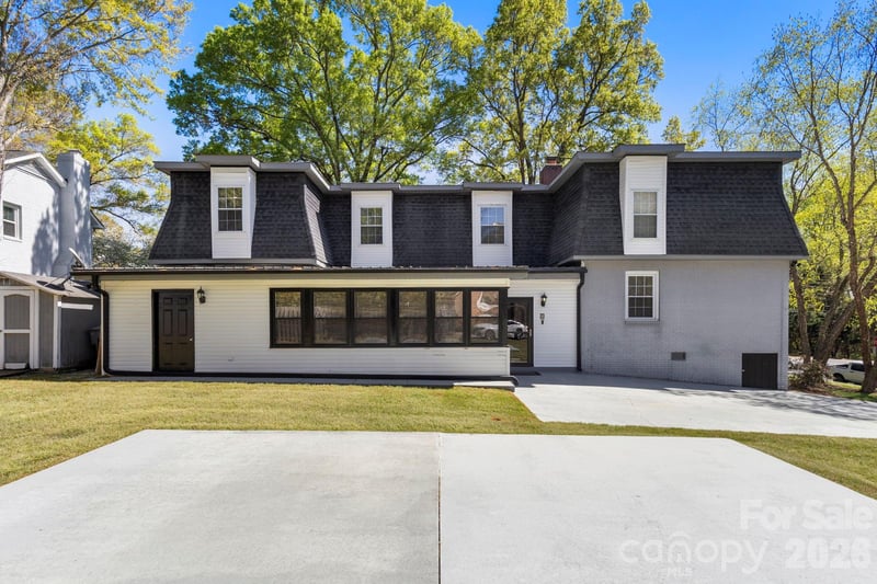 6116 Old Providence Rd, Charlotte, NC 28226