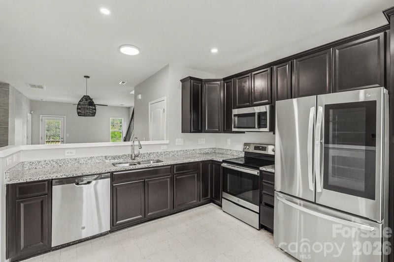 7023 Jane Parks Way, Charlotte, NC 28217