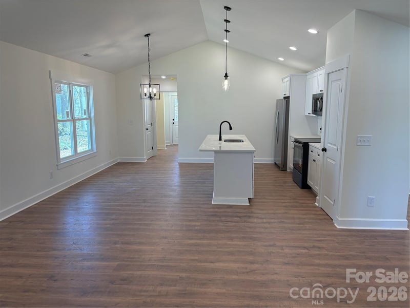5033 Macon St, Kannapolis, NC 28081
