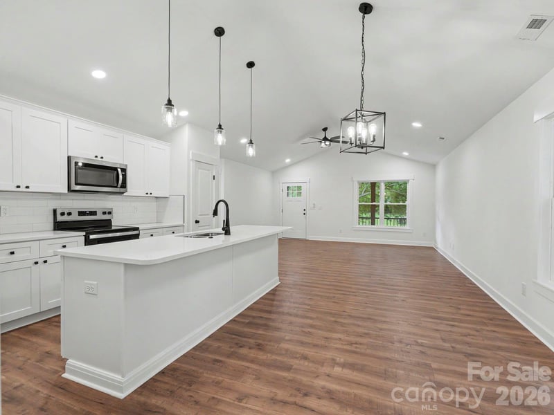 5033 Macon St, Kannapolis, NC 28081