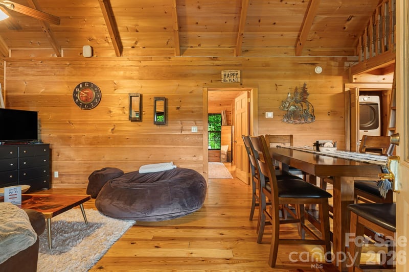 898 Morgan Hill Rd, Black Mountain, NC 28711