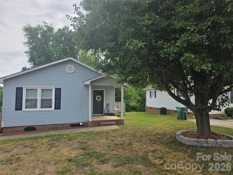 220 Alabama Ave, Bessemer City, NC 28016