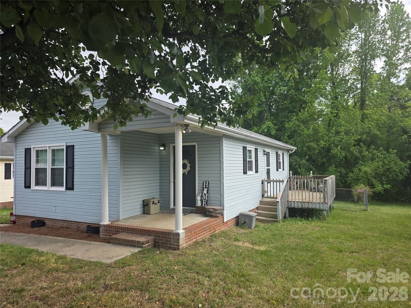 220 Alabama Ave, Bessemer City, NC 28016