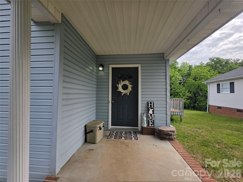 220 Alabama Ave, Bessemer City, NC 28016