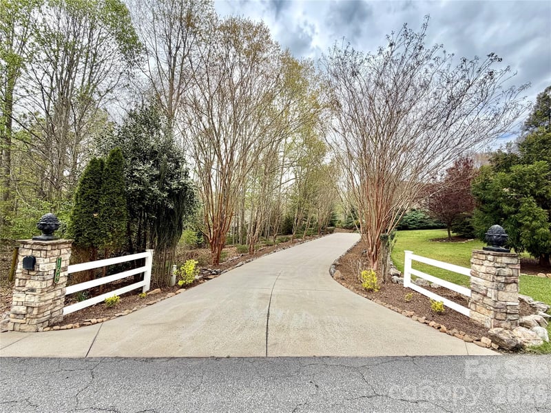 164 Ridge Point Dr, Stony Point, NC 28678