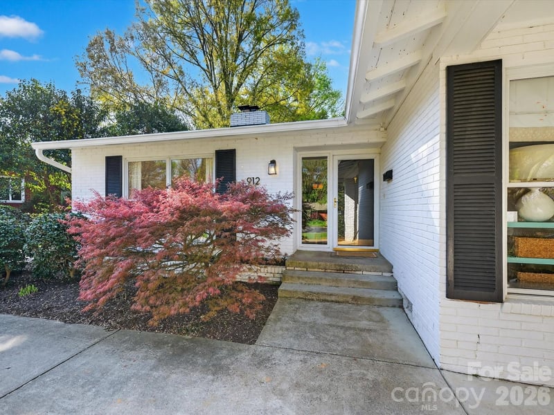 912 Sewickley Dr, Charlotte, NC 28209