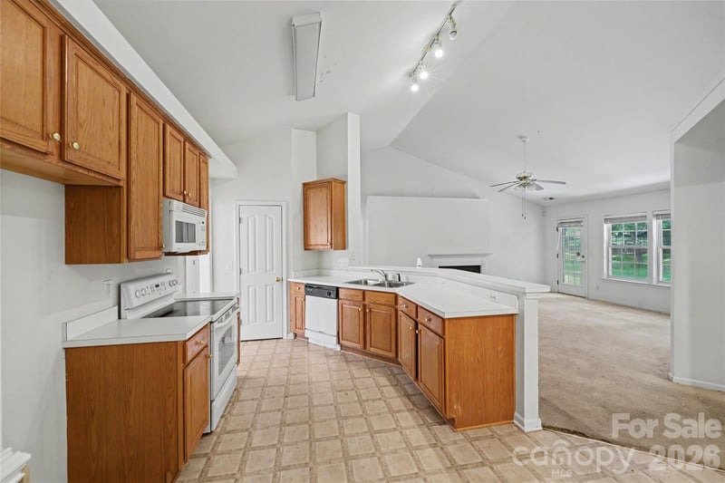 6213 Nevin Rd, Charlotte, NC 28262
