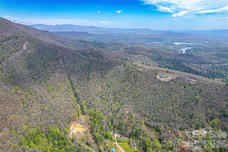 000 Rosman Hw, Sapphire, NC 28774