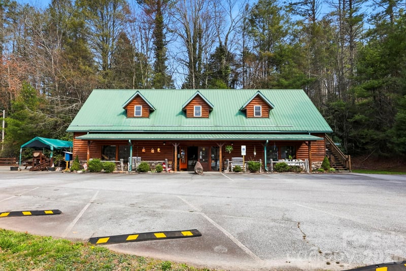 10932 Rosman Hw, Lake Toxaway, NC 28747