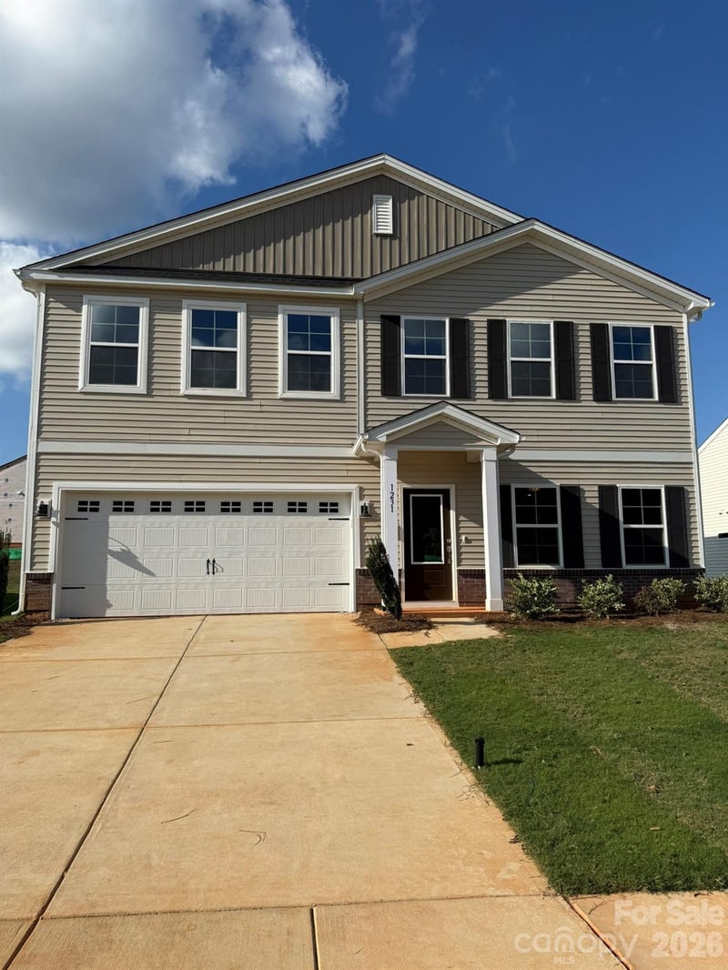 1231 Bansal Dr, Charlotte, NC 28215