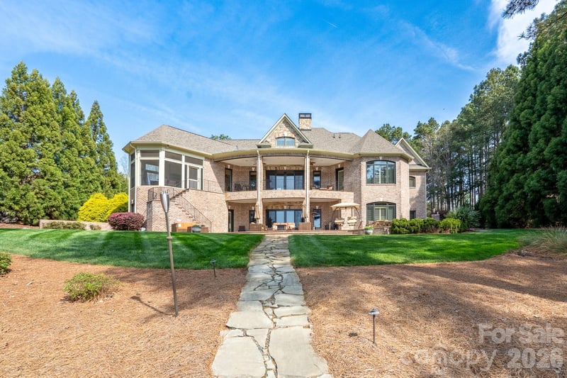 144 Moss Bank Ct, New London, NC 28127