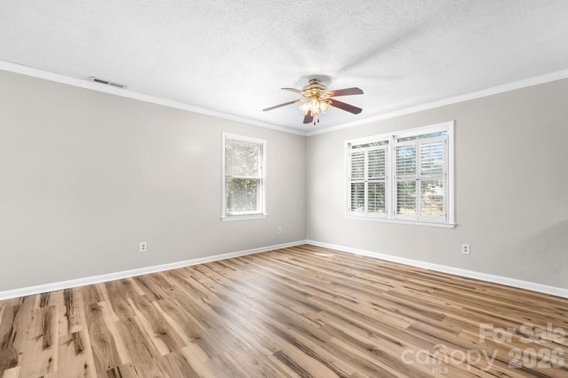 5208 Piedmont Cir, Conover, NC 28613