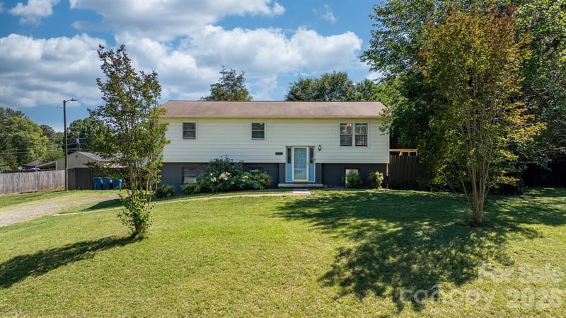 5208 Piedmont Cir, Conover, NC 28613