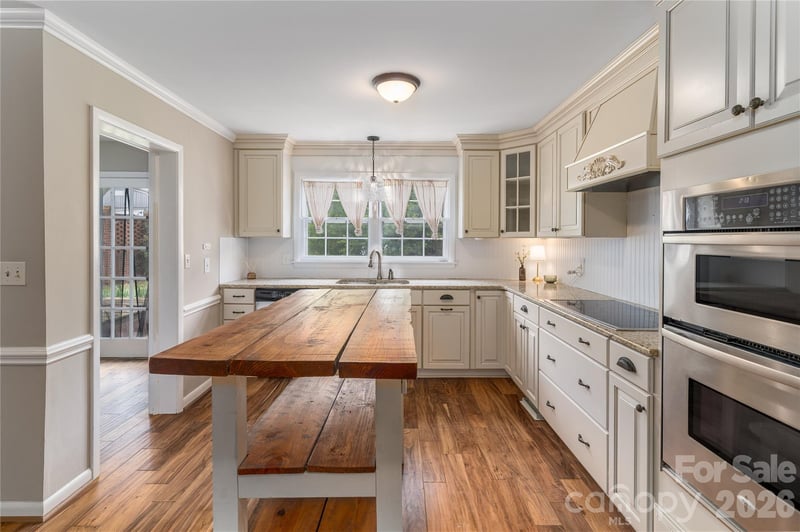 2200 Armstrong Park Dr, Gastonia, NC 28054