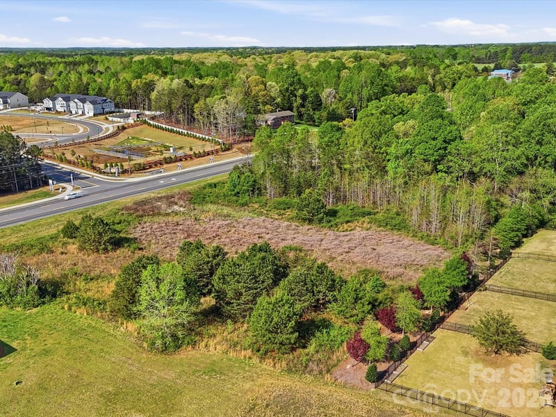1386 Highway 55 Hw, Clover, SC 29710