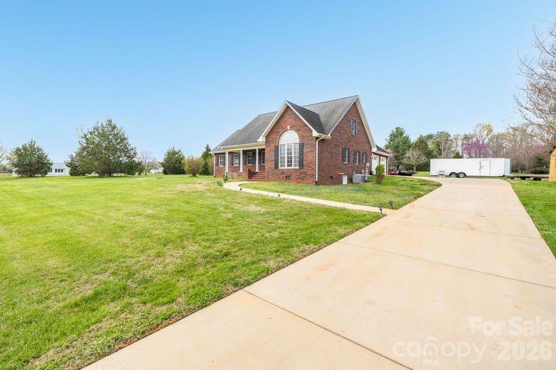 115 Emma Ln, Statesville, NC 28625