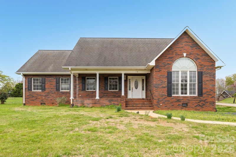 115 Emma Ln, Statesville, NC 28625