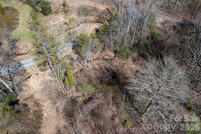 99 Banjo Branch Rd, Burnsville, NC 28714