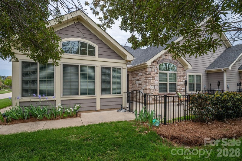 1434 Somersby Cir, Gastonia, NC 28054