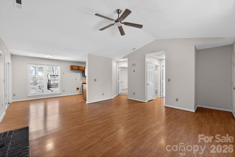100 Steuben Dr, Huntersville, NC 28078