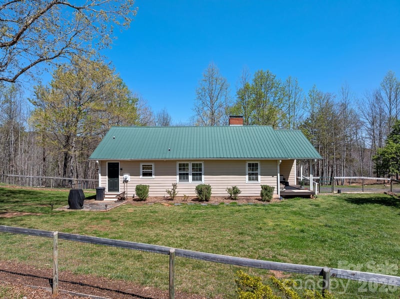 1434 Lake Adger Rd, Mill Spring, NC 28756