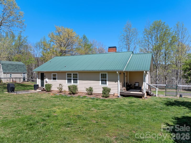 1434 Lake Adger Rd, Mill Spring, NC 28756