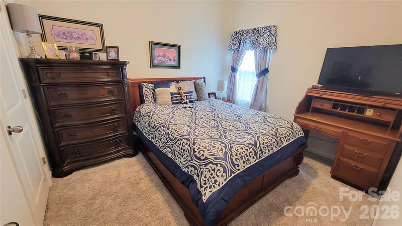 343 Ox Bow Cir, Mount Holly, NC 28120