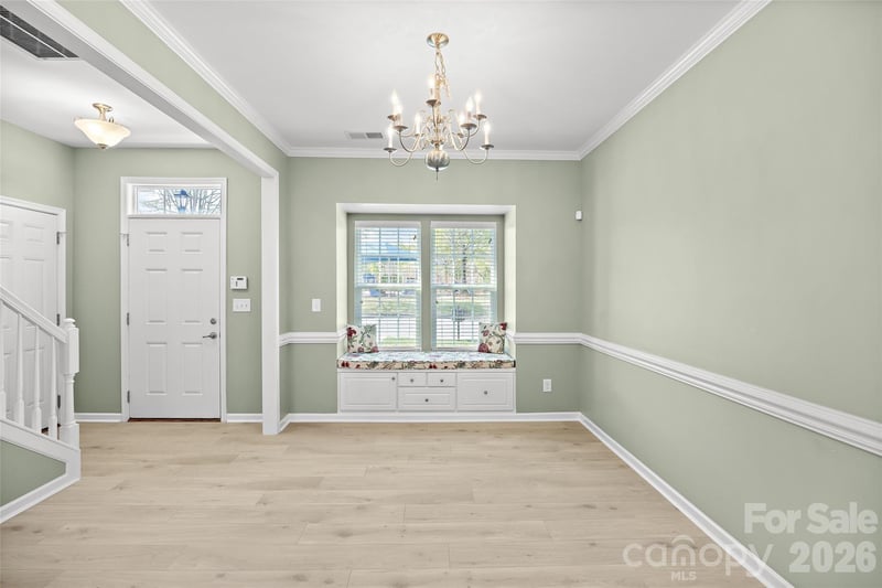 9548 Birkwood Ct, Charlotte, NC 28278