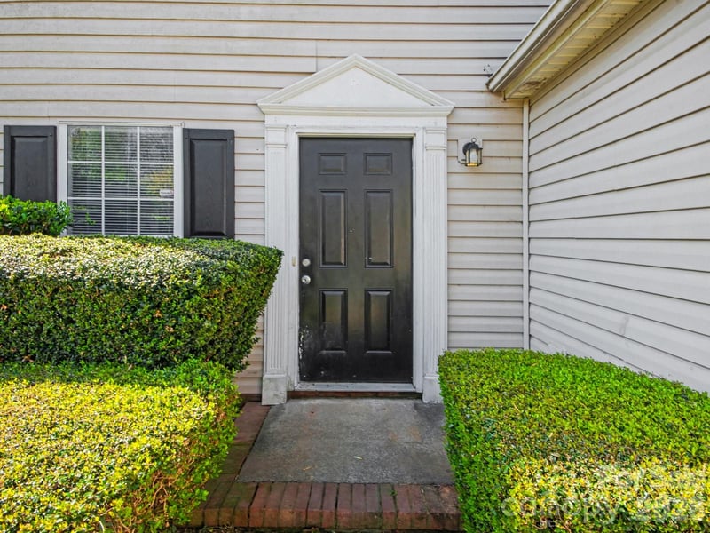 7410 Sarnia Pl, Charlotte, NC 28269