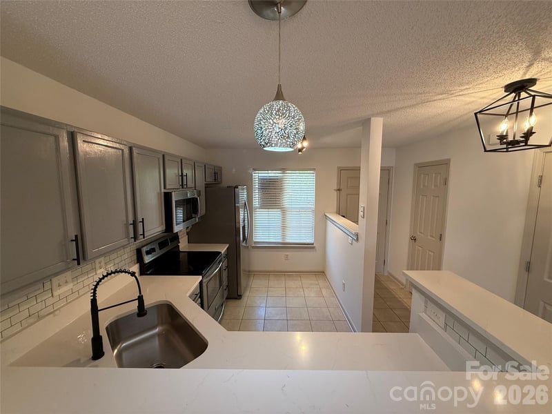 144 Mangum Cir, Mooresville, NC 28117