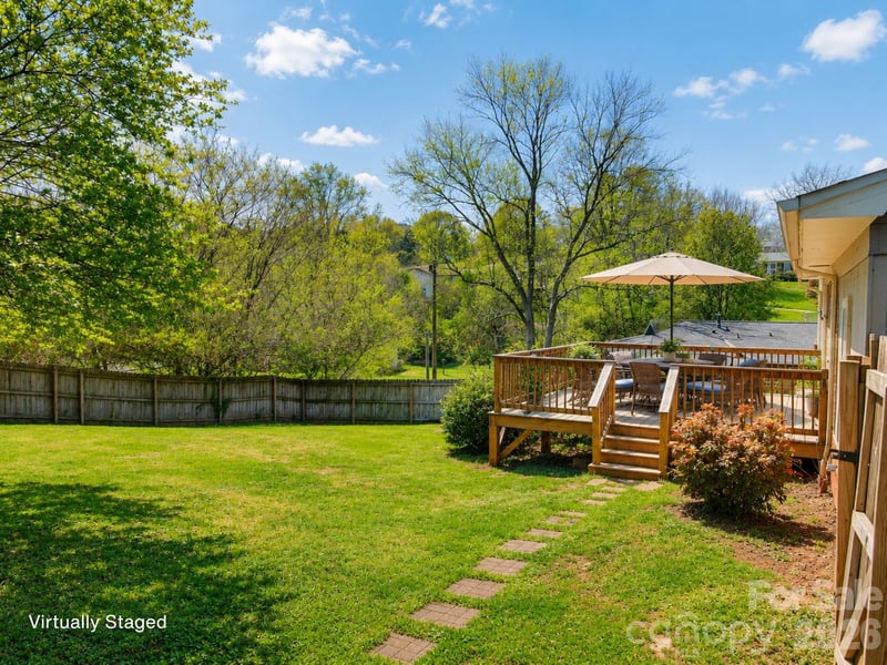 1091 16th Ave, Hickory, NC 28601