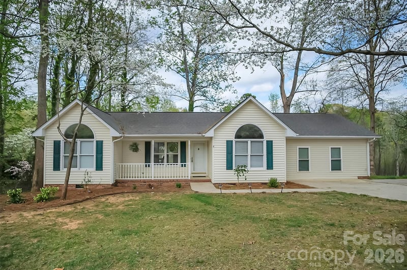 123 General Pemberton St, Stanley, NC 28164