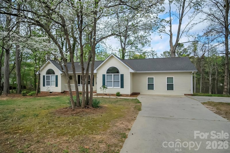 123 General Pemberton St, Stanley, NC 28164