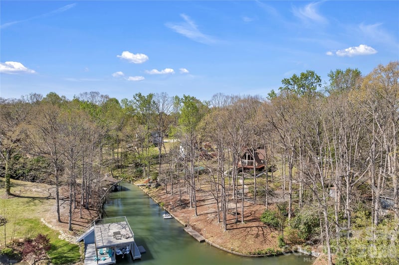 2912 Waterside Dr, Shelby, NC 28150