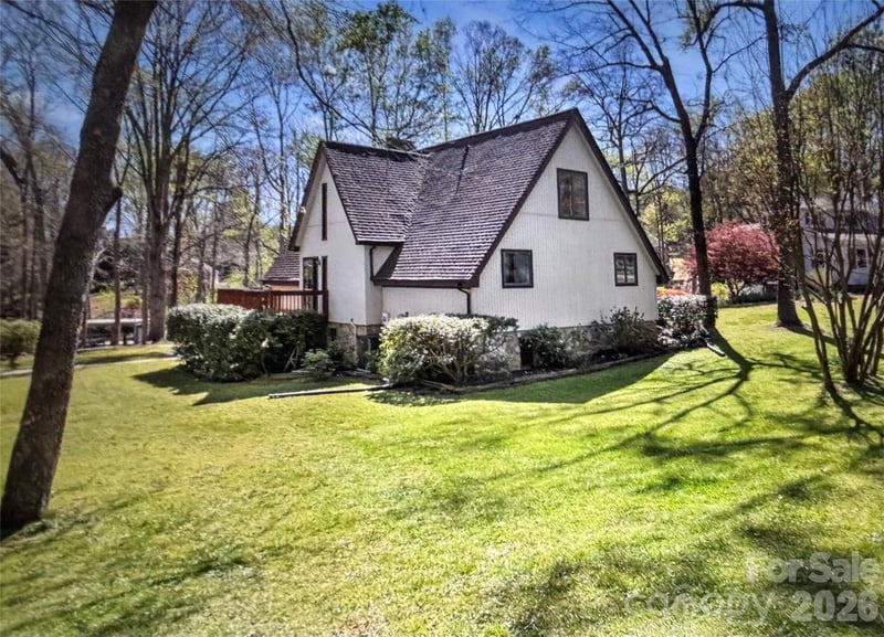2912 Waterside Dr, Shelby, NC 28150