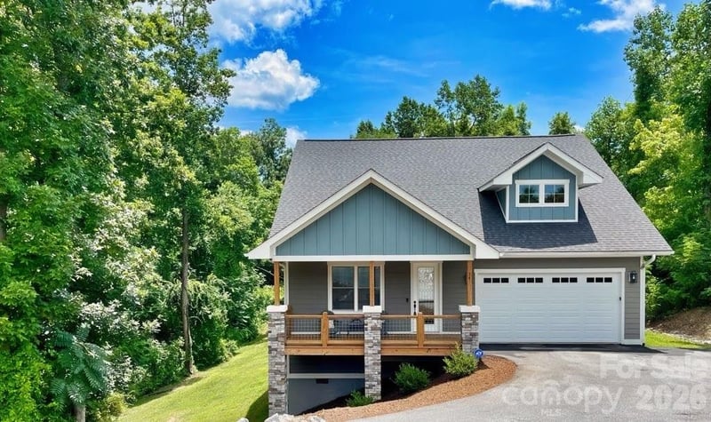 14 Cider Hill Ln, Hendersonville, NC 28792