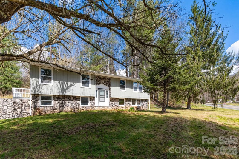 4755 Us 23 Hw, Mars Hill, NC 28754