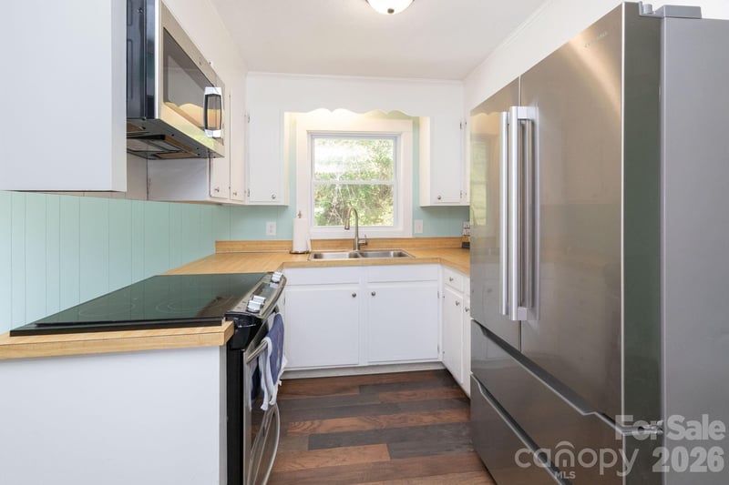 4755 Us 23 Hw, Mars Hill, NC 28754