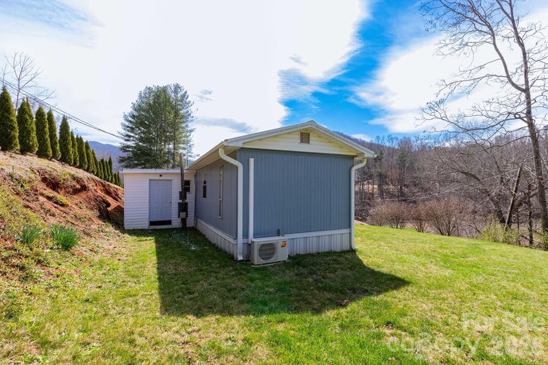 20 Ox Creek Rd, Weaverville, NC 28787