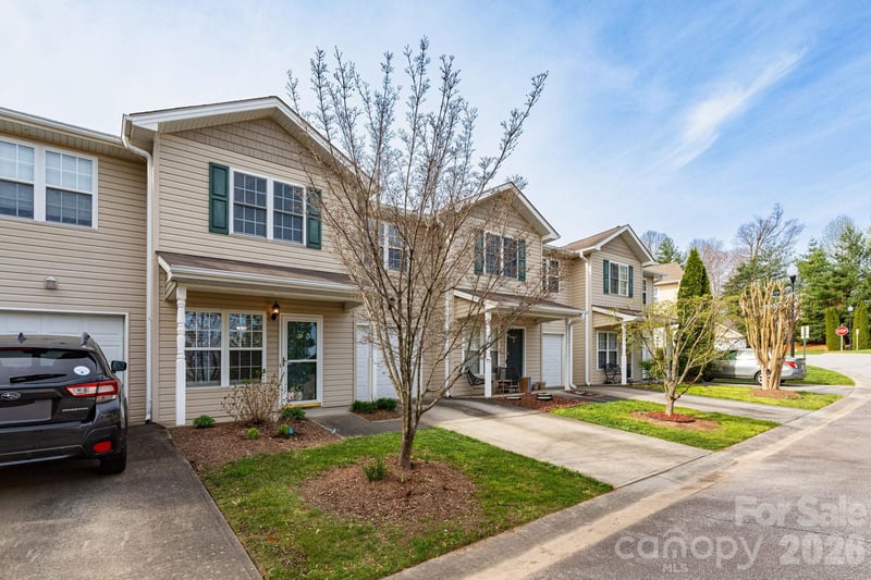 30 Chesire Way, Fletcher, NC 28732