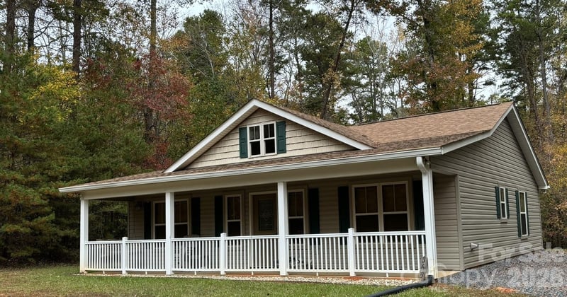 369 Pinecrest Cir, Troy, NC 27371