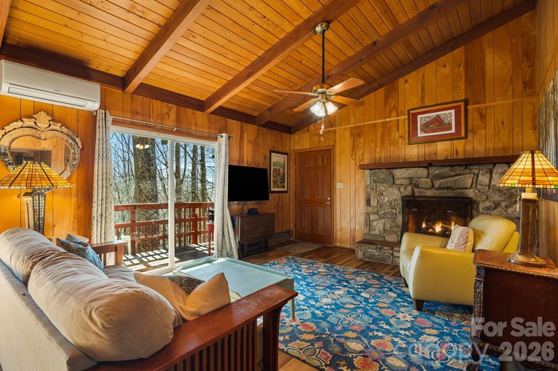 300 Francis Asbury Rd, Waynesville, NC 28785
