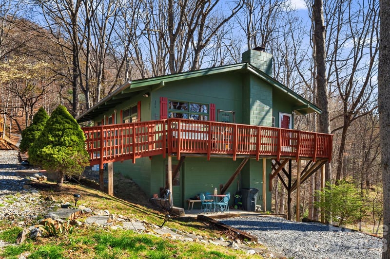 300 Francis Asbury Rd, Waynesville, NC 28785