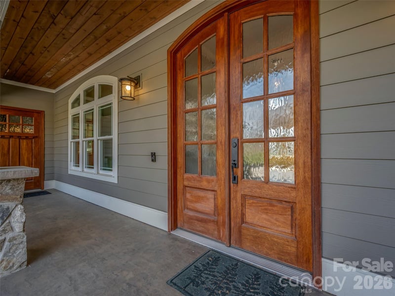 439 Monarch Rd, Hendersonville, NC 28739